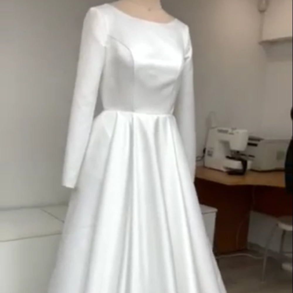 Satin Ballgown Wedding Dress 💕💕